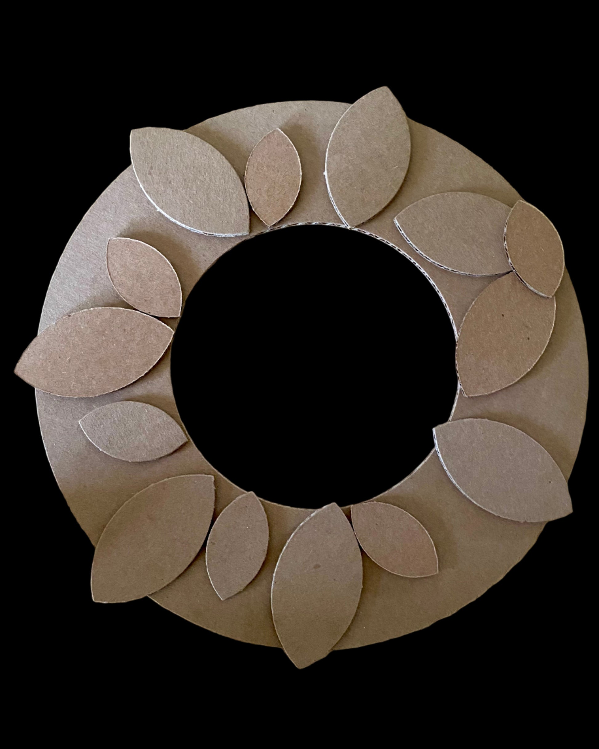 Holiday Wreath Craft Kit unpainted.